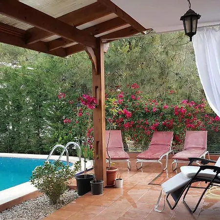 아파트 Marmaris Homes 말마리스